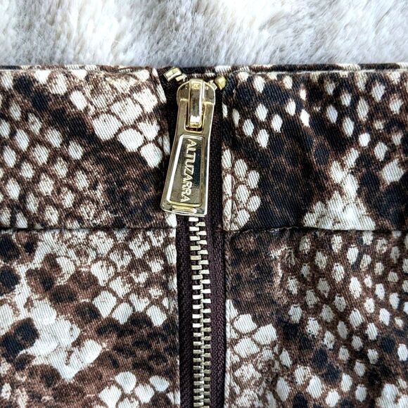 Altuzzara 4 Target Python Print Stretch Cotton Twill Side Slit Pencil Skirt Sz 4 - Picture 6 of 8